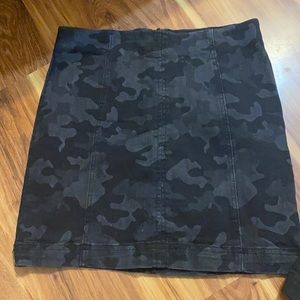 Free people camo skirt
